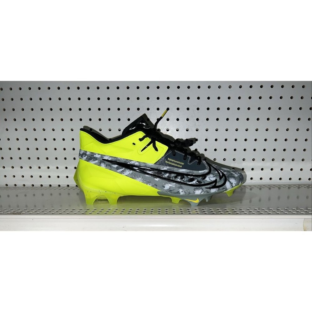 Nike Vapor Edge Elite 360 2 Razor Sharp Cuts Mens Football Cleats Size 13